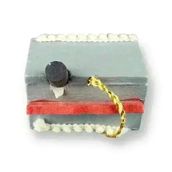 Kurt S. Adler Cranberry Station Wooden Holiday Village House Christmas Ornament - Picture 5 of 6